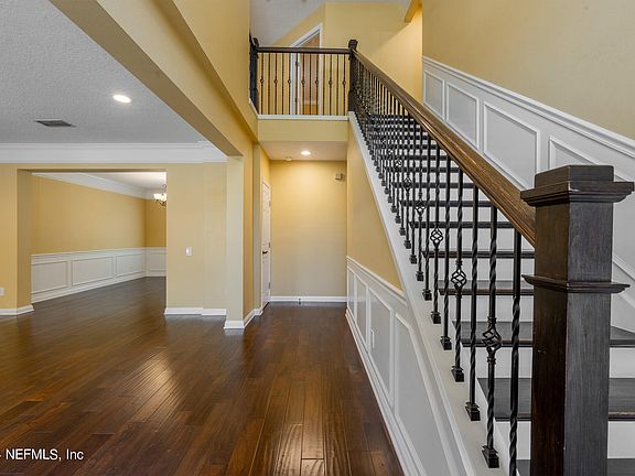4th image of 10613 CRESTON GLEN Circle E