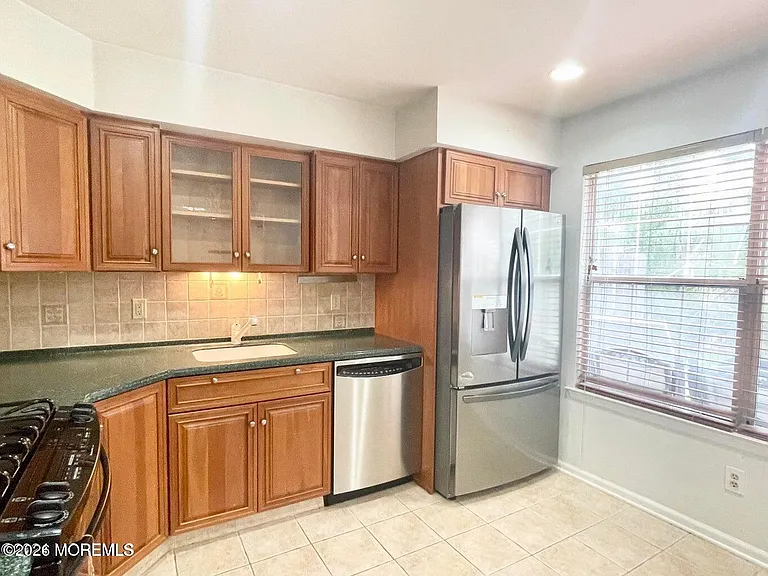 21 Evergreen Dr — Photo 11