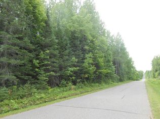 N10192 Peninsula Dr, Phillips, WI 54555