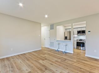 306 Trinity Ct APT 3, Princeton, NJ 08540