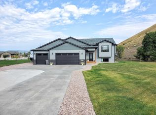 14367 Wolf Creek Ct, Summerset, SD 57769