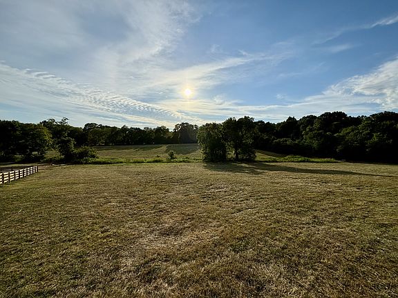 5th image of 3710 Grey Barn Ln