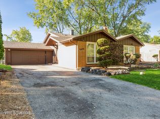 923 187th St, Homewood, IL 60430