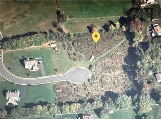 6469 Dekrane Dr, Coopersburg, PA 18036
