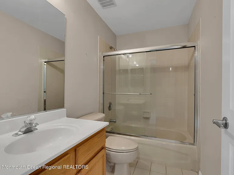 143 Shinnecock Dr — Photo 19