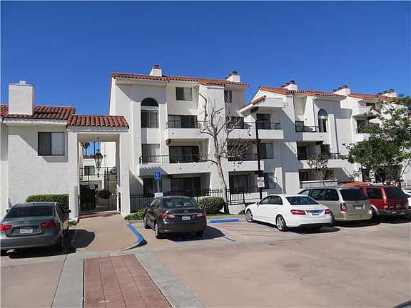 2nd image of 525 Lebon Dr #203