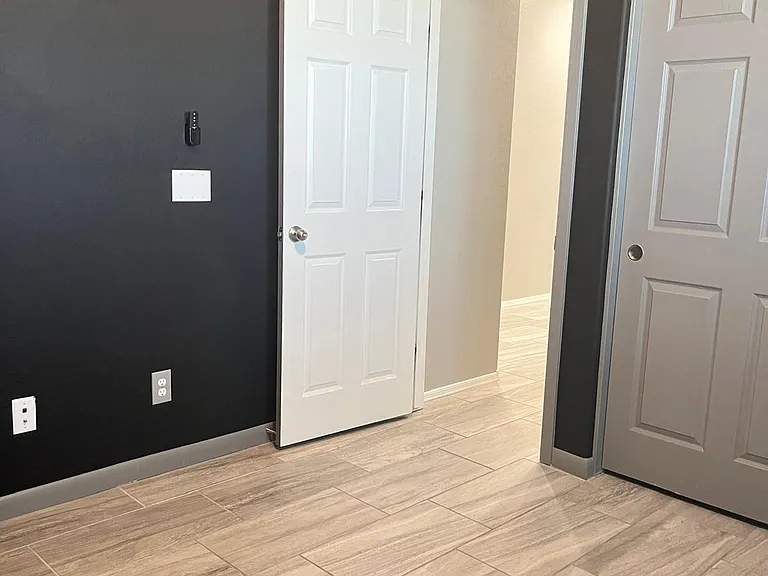 8503 W Peppertree Ln — Photo 34
