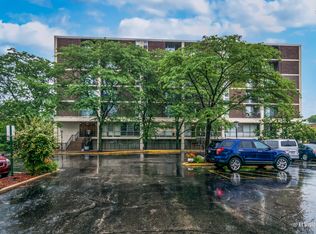 1043 S York Rd APT 305, Bensenville, IL