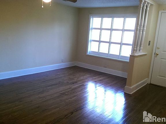 Entrance to Living room