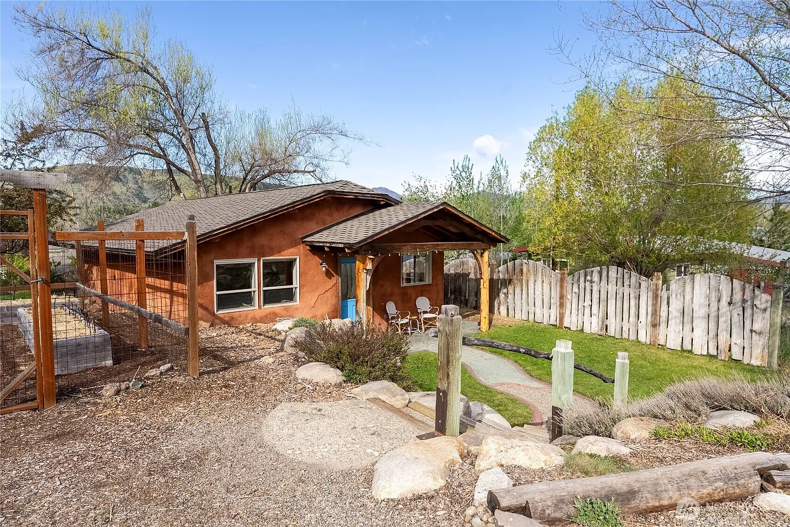 811 Filer Avenue photo 1