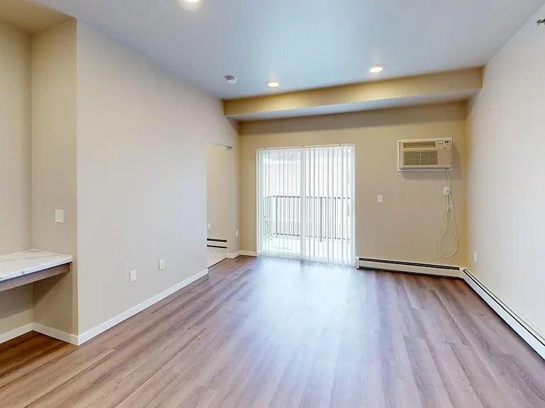 The Plains Apartments — Photo 17