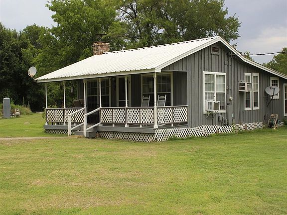 2nd image of 3412 State Highway 75 N