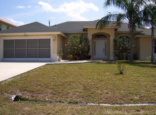 562 SW Nadell Port St, Pt Saint Lucie, FL 34953