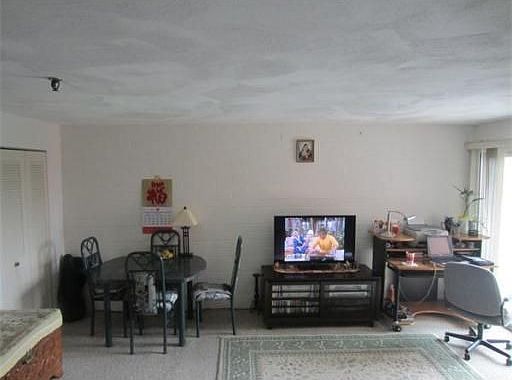 2nd image of 115 W Squantum St APT 516