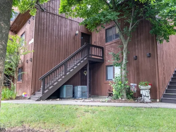 4 Sugarbowl Ct #5, Vernon Twp., NJ 07462