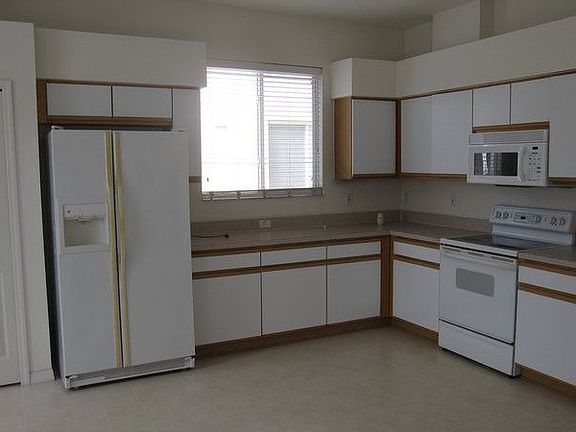 4th image of 4212 Sandy Shores Dr