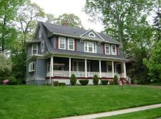 121 Maplewood Ave, Maplewood, NJ 07040