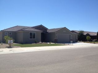 737 Hagens Aly, Mesquite, NV 89027