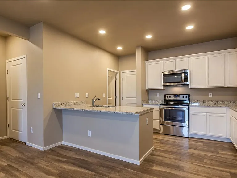 3653 Ronald Reagan Ave — Photo 6