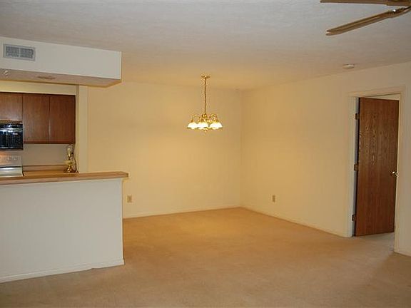 3rd image of 6640 Green Branch Dr #66403