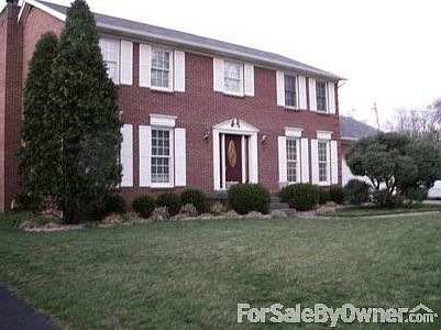 1st image of 10203 Springside Pl