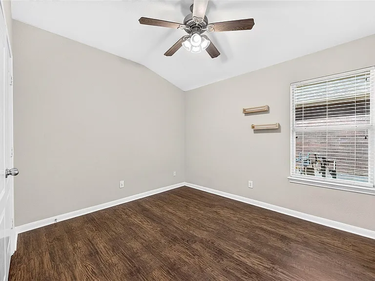 18211 Doral Rock Ct — Photo 41