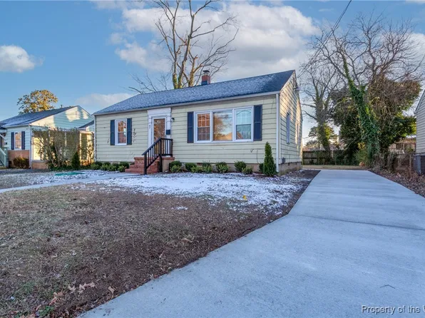 67 Clayton Dr, Hampton, VA 23669
