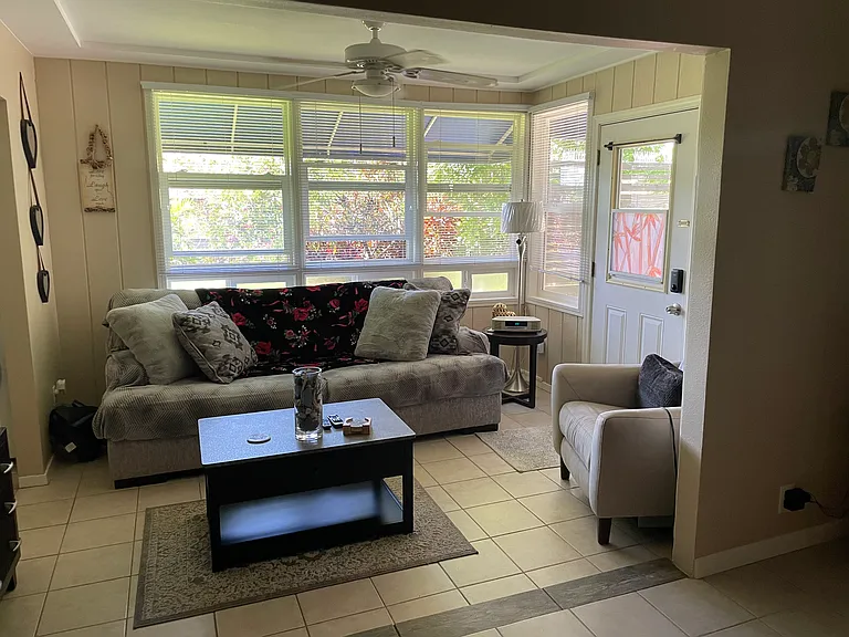 2736 Puu Hoolai St — Photo 1