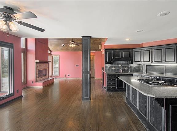 4th image of 7506 Canterbury Ct