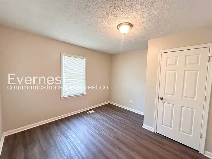 313 Silverthorne Cir — Photo 11
