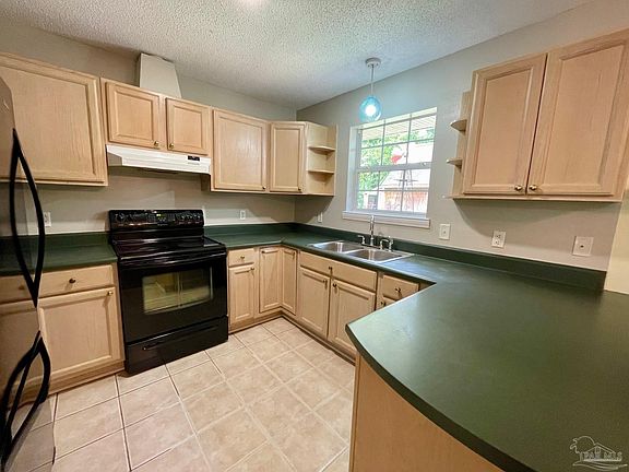 4th image of 3101 Lynn Dr