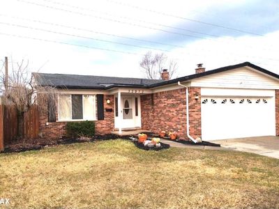 33973 Coachwood Dr, Sterling Heights, MI, 48312