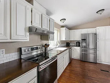 1150 Huskey Rd — Photo 4
