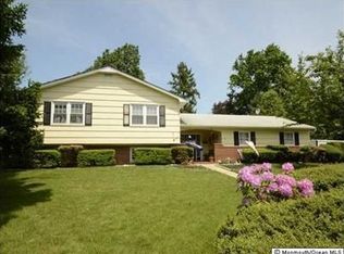 4 Evergreen Ln, Oceanport, NJ 07757