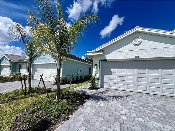 3rd image of 21894 Milan Villas Ln
