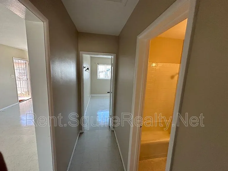 936 W Foothill Blvd #12 — Photo 9
