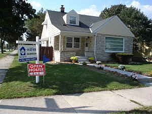 1st image of 7001 W Beckett Ave