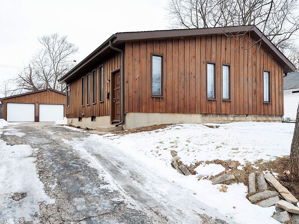 1st image of 132 N Sumac Ave