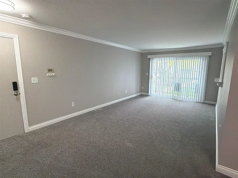 3551 W Forteen Mile Rd #3 — Photo 5