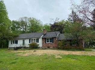 391 Stanhope Rd, Sparta, NJ 07871
