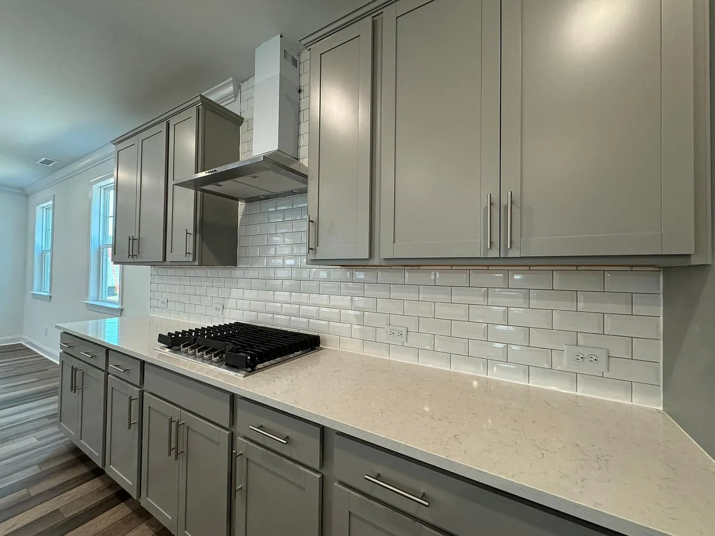 4 bed, 3.0 bath, 2300 sqft, $2,450 — Photo 4