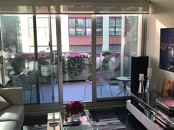 3rd image of 630 N Franklin St APT 411