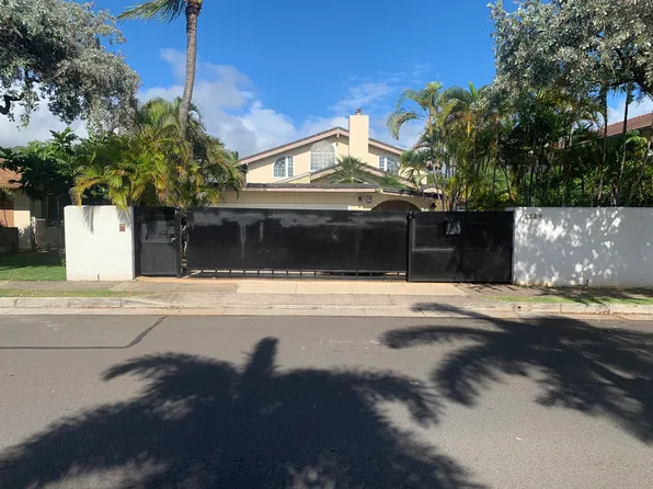 1129 Makaiwa St, Honolulu, HI 96816