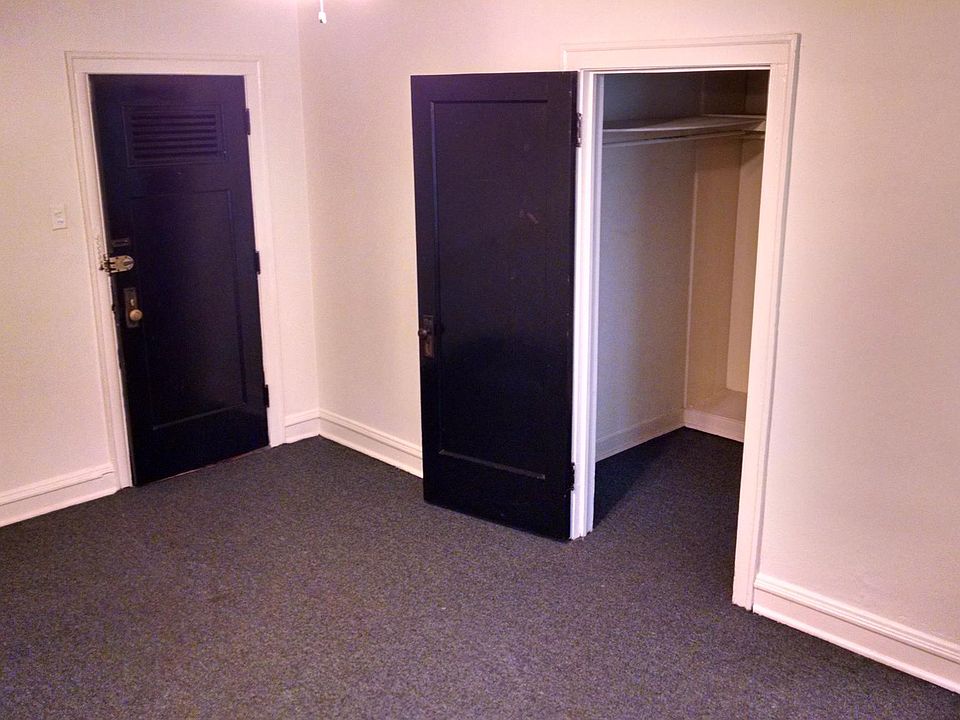 1st image of 4325 N Dayton St APT 204