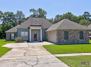 12452 Fawnwood Dr, Walker, LA 70785