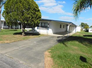 5402 Mohawk St, Zephyrhills, FL 33542