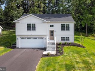 197 Echo Dr, Chambersburg, PA 17202