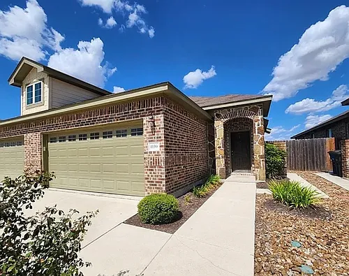 1159 Creekside Orch Photo 1