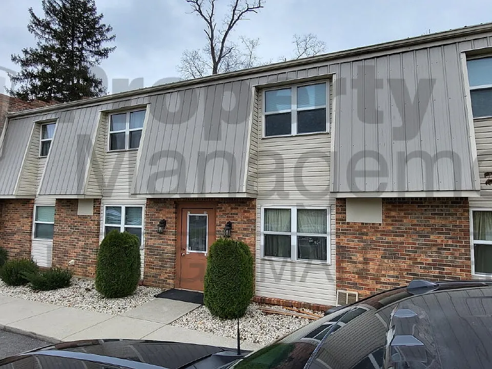 1112 W Main St #6