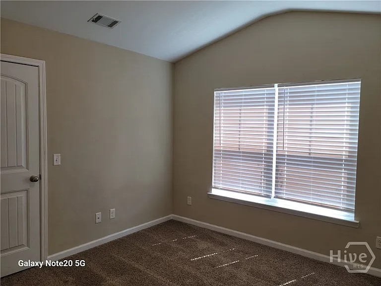 104 Clydesdale Ct — Photo 19